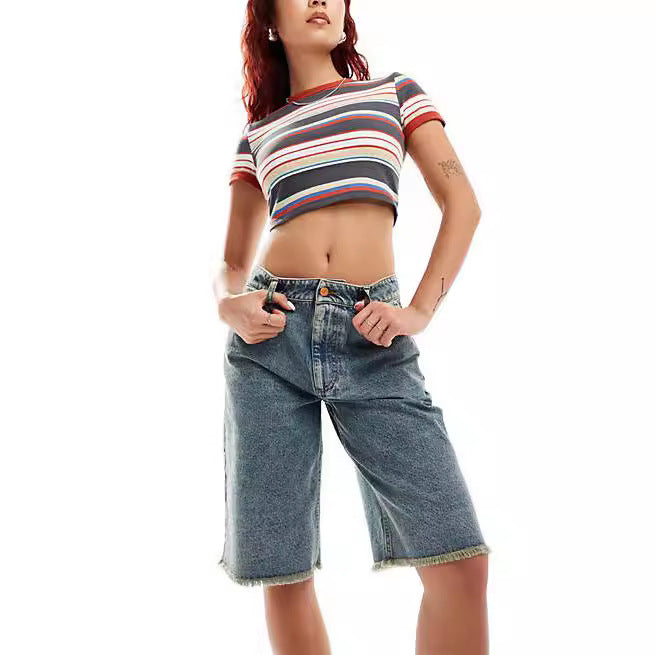 Loose and non elastic casual jeans for women
