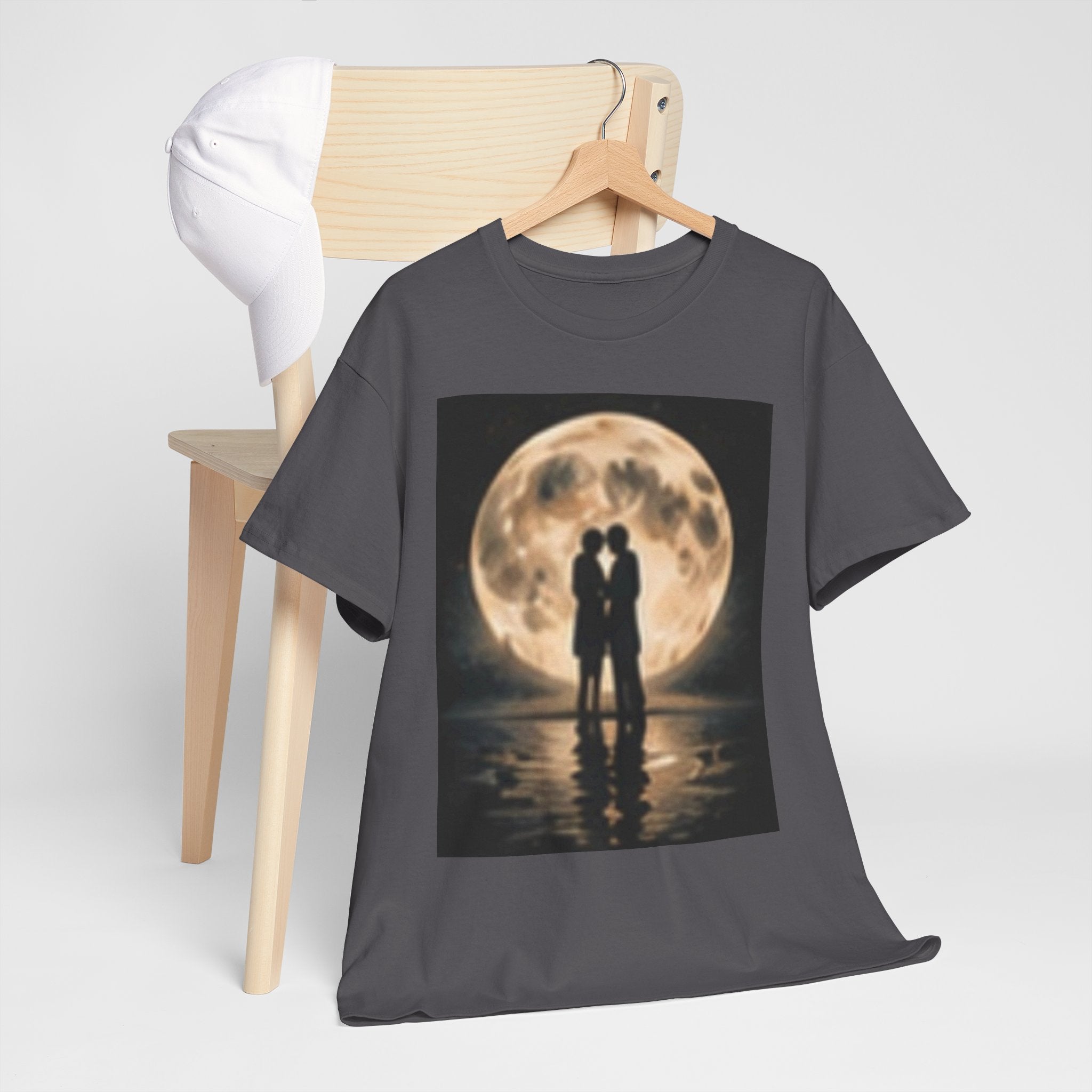 Moonlight Kiss T‑Shirt — Romantic Couple Silhouette Tee