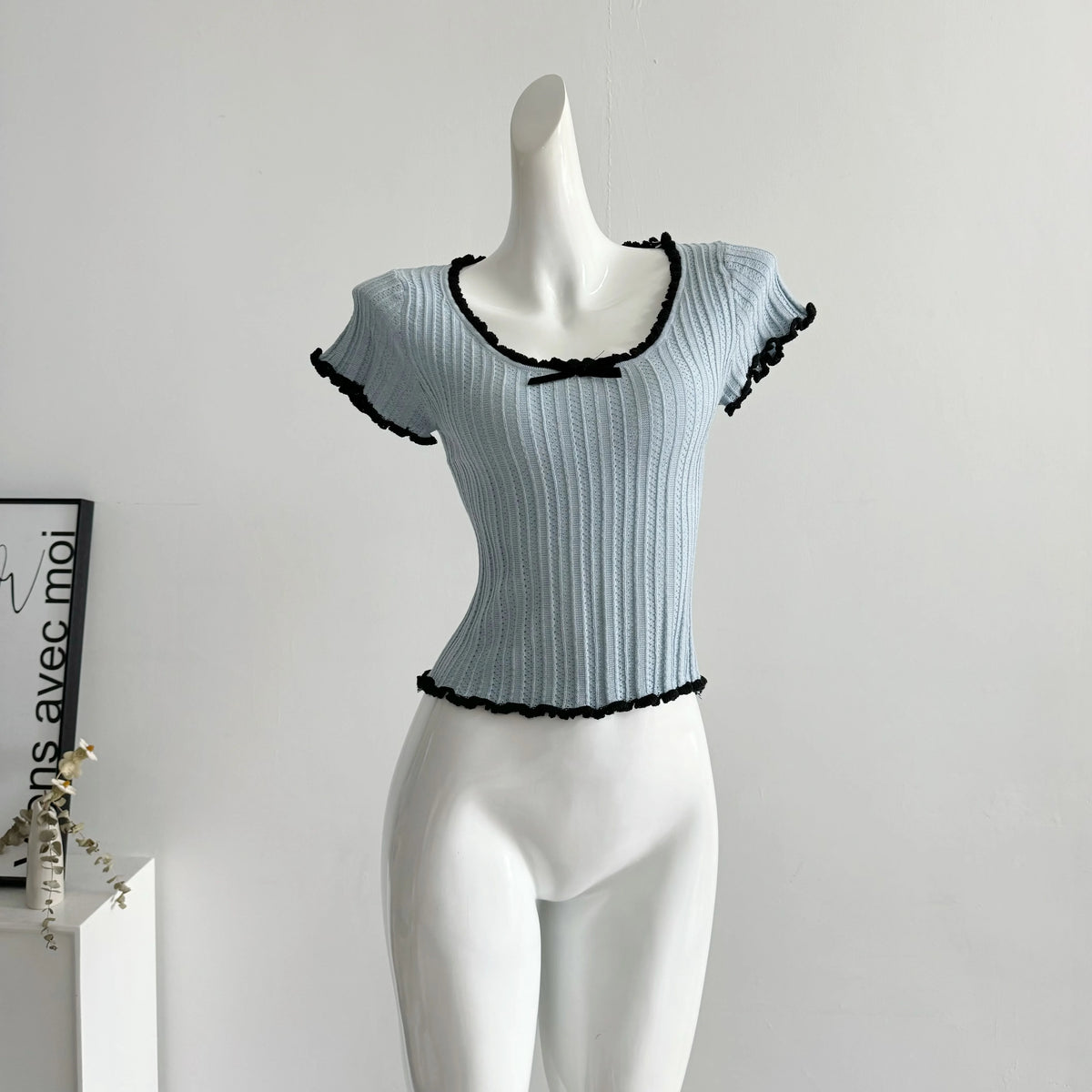 Women's Short Sleeve Ribbed Knit Top with Bow Front Pointelle Fitted Crop Shirt Teen-girl Balletcore Y2K 90s Basic Outfit