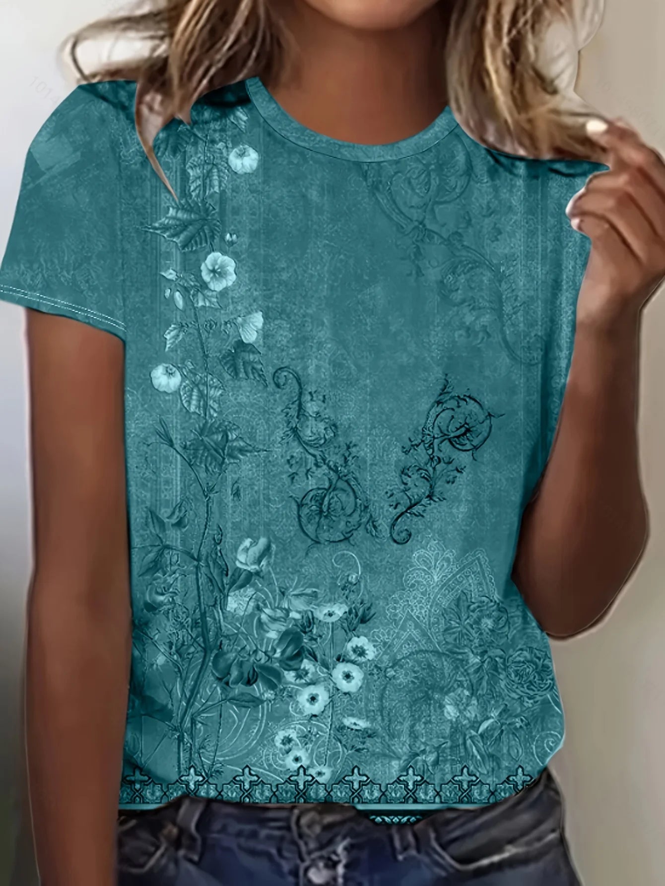 Women's Tee - Vintage Floral Lace Pattern Graphic, Elegant Retro Print Design for Casual Daily Wear