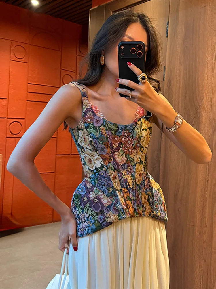Chic Floral Printed Cami Corset Top Thin Straps U Neck Structured Waist Pointed Hem Vintage 2026 Spring Summer Vacation Lady Top